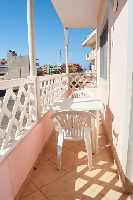 Santana - T2 Confortavel A 300 M Da Praia De Santa Maria Appartement Buitenkant foto